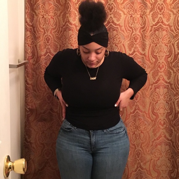 Meet your Posher, Amari - Picture 1 of 1